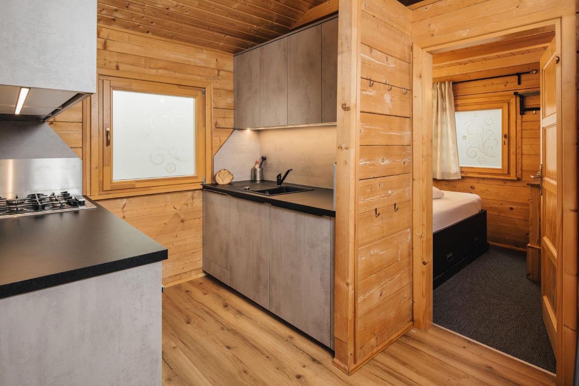 Camping Dreilaendereck Blockhuetten & Apartments Ried im Oberinntal Exteriér fotografie