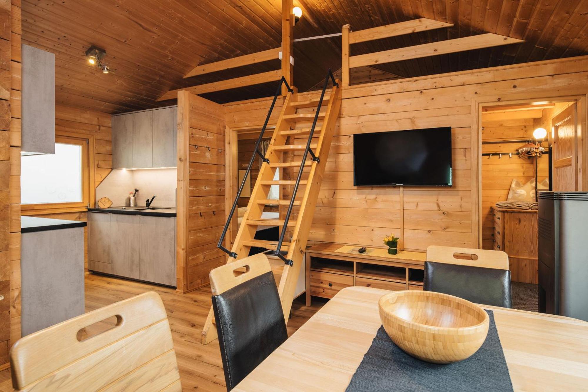 Camping Dreilaendereck Blockhuetten & Apartments Ried im Oberinntal Exteriér fotografie