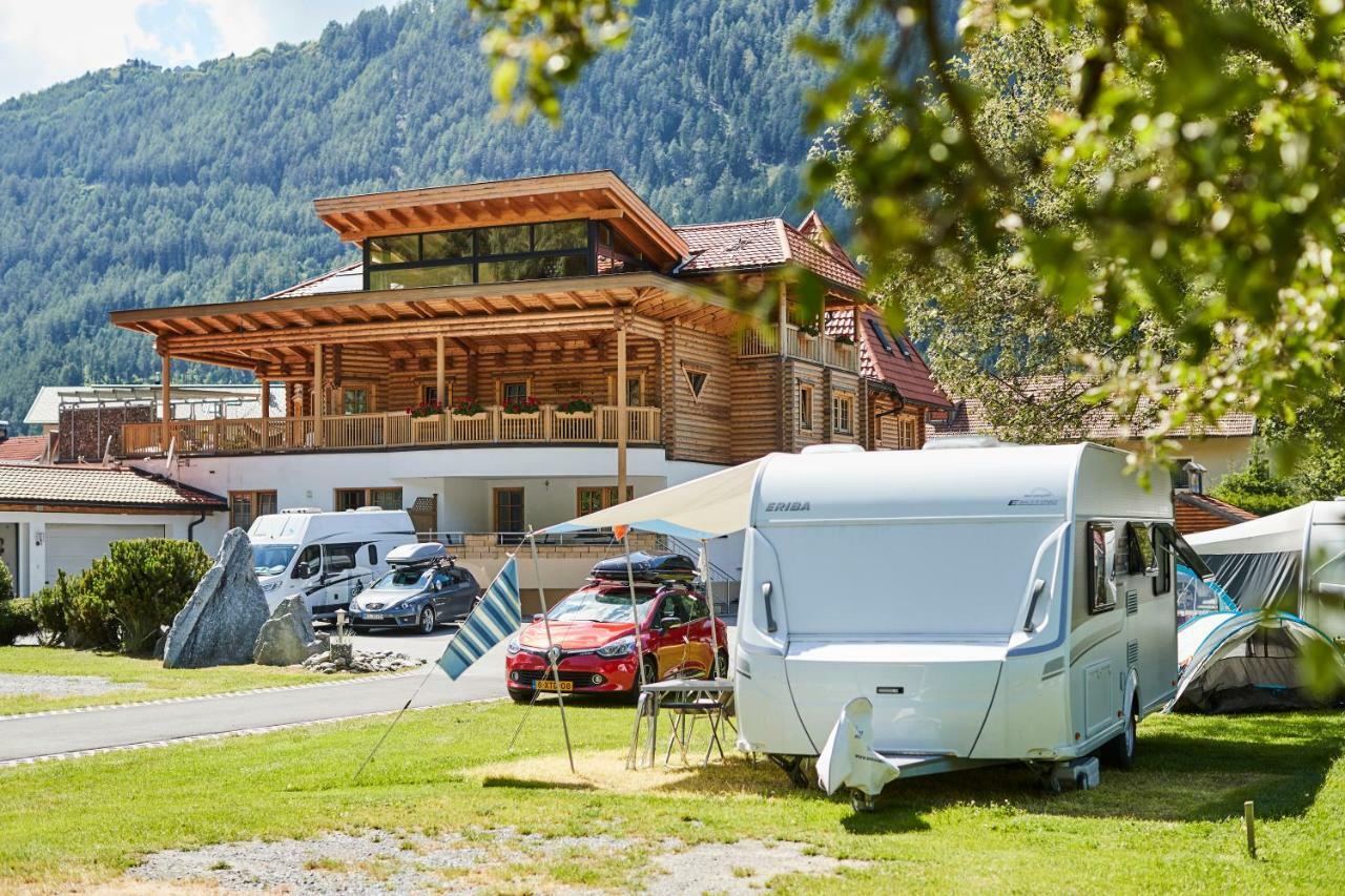 Camping Dreilaendereck Blockhuetten & Apartments Ried im Oberinntal Exteriér fotografie